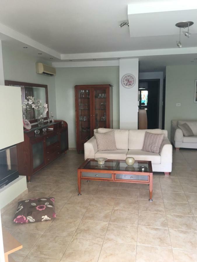 Hera'S House Palaiontsiflikion Exterior photo